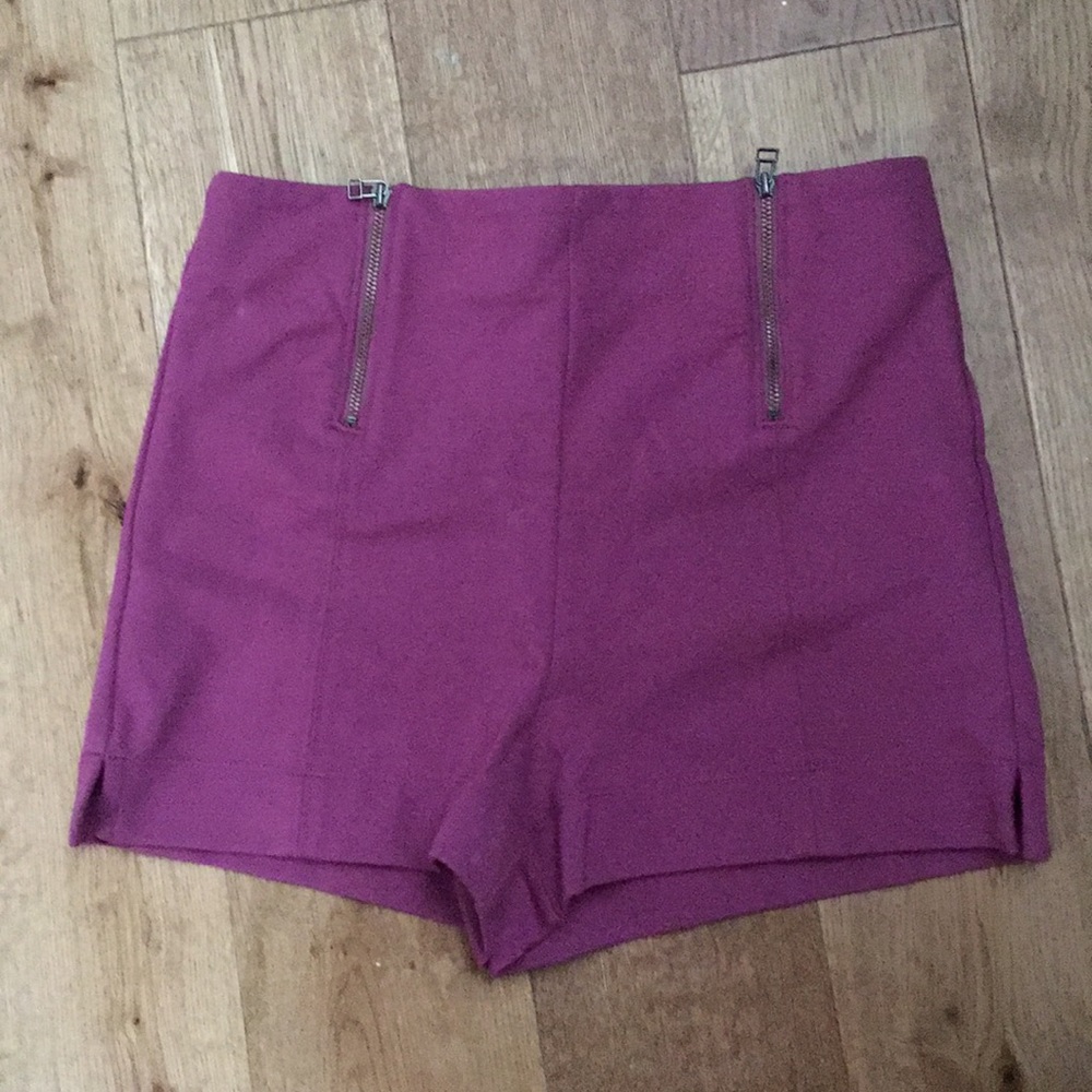 ARITZIA SUNDAY BEST SHORTS HIGH WAIST 2